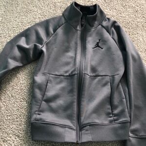 Gray jordan jacket. Kids 4T